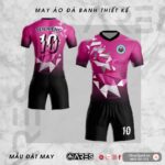 Áo bóng đá tự thiết kế Q Team dải kim cương hồng ấn tượng