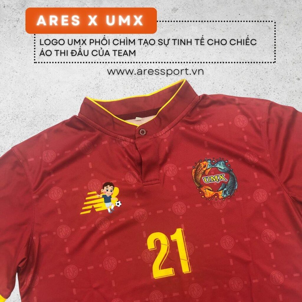 Áo bóng đá có cổ giả trụ cho team UMX