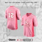 Áo lớp bóng chày Best Class màu hồng nhạt, chữ Best Class trước ngực, dáng baseball cài khuy