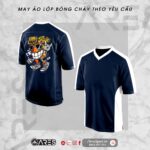 Áo lớp bóng chày Chill Ride màu xanh than, chữ Chill Ride bố cục thoáng, dáng baseball cài khuy