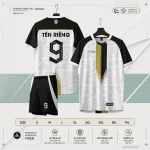 Áo bóng đá không logo ARES Apex trắng block đen vai accent vàng kim kèm quần đen và bảng size S đến 7XL