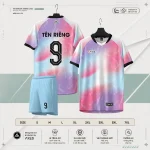 Áo bóng đá không logo ARES Iris pastel hồng-tím watercolor hồng-tím-xanh pastel kèm quần pastel hồng và bảng size S đến 7XL
