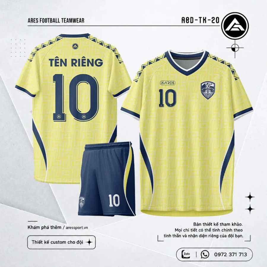 Áo bóng đá tự thiết kế Mê Cung vàng navy ABD-TK-20 mặt trước và mặt sau — pattern mê cung navy trên vàng chanh, panel navy, số 10 navy, quần navy