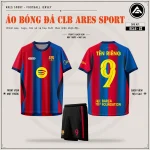 Áo bóng đá CLB Barcelona xanh đỏ sọc, mặt trước, mặt sau và quần đen sọc đỏ in tên số 9