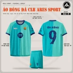 Áo bóng đá CLB Barcelona xanh ngọc, mặt trước, mặt sau và quần xanh ngọc in tên số 9